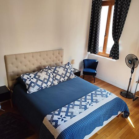 Апартаменты 2 Pieces Totalement Renove Au Coeur De Бурж Экстерьер фото