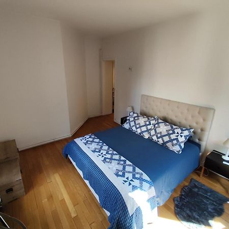 Апартаменты 2 Pieces Totalement Renove Au Coeur De Бурж Экстерьер фото
