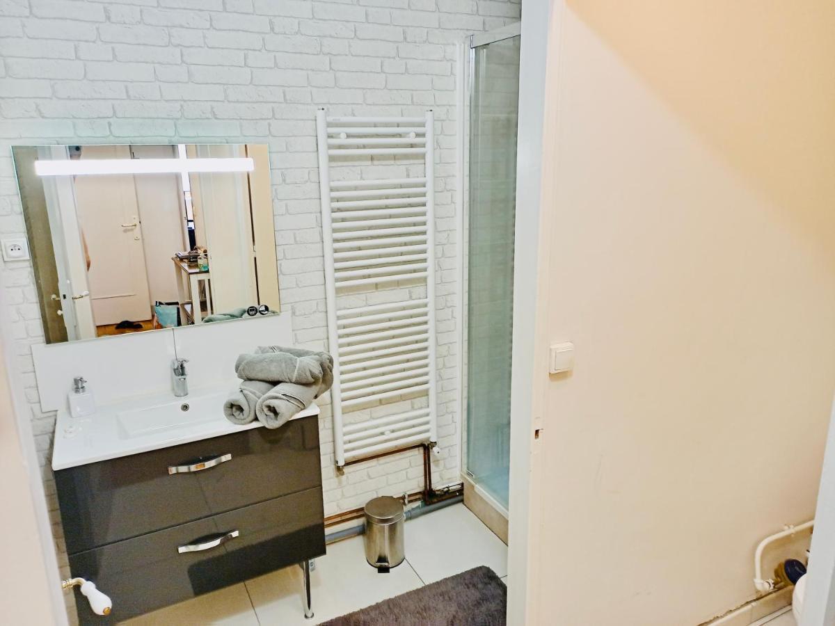 Апартаменты 2 Pieces Totalement Renove Au Coeur De Бурж Экстерьер фото