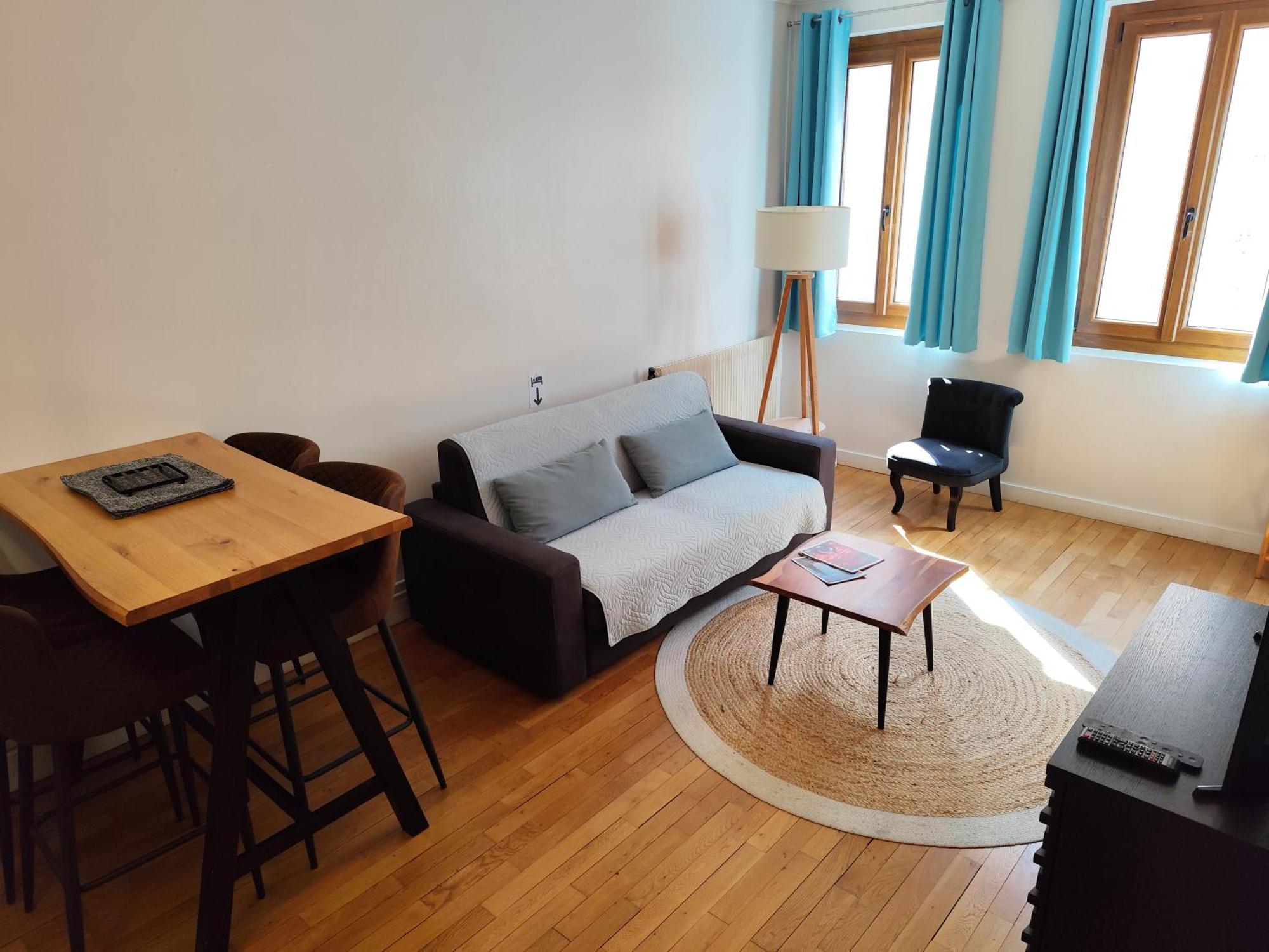 Апартаменты 2 Pieces Totalement Renove Au Coeur De Бурж Экстерьер фото