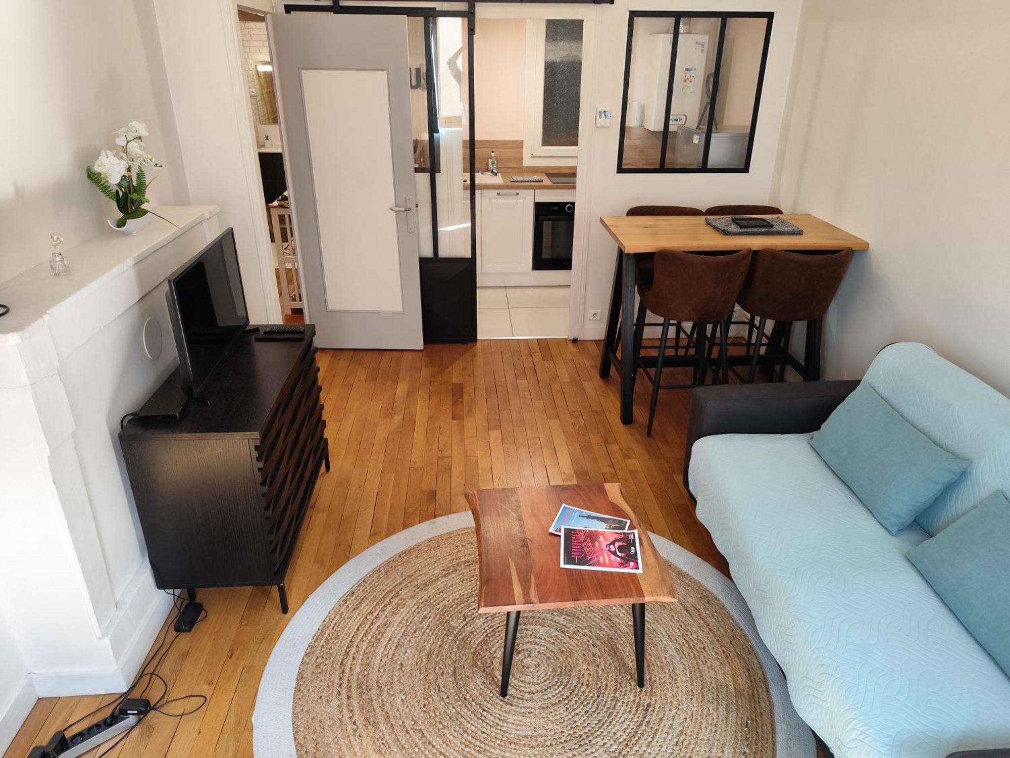 Апартаменты 2 Pieces Totalement Renove Au Coeur De Бурж Экстерьер фото
