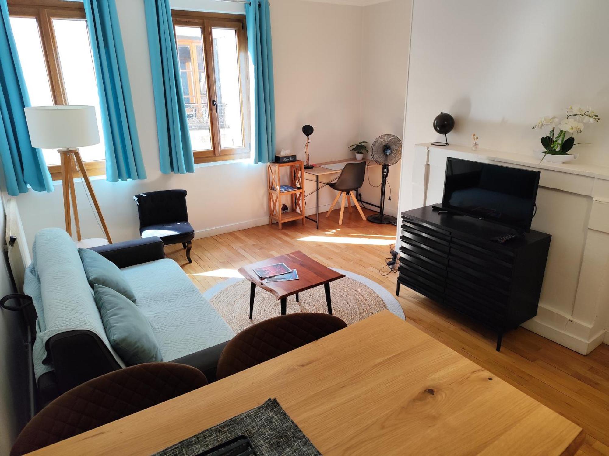 Апартаменты 2 Pieces Totalement Renove Au Coeur De Бурж Экстерьер фото